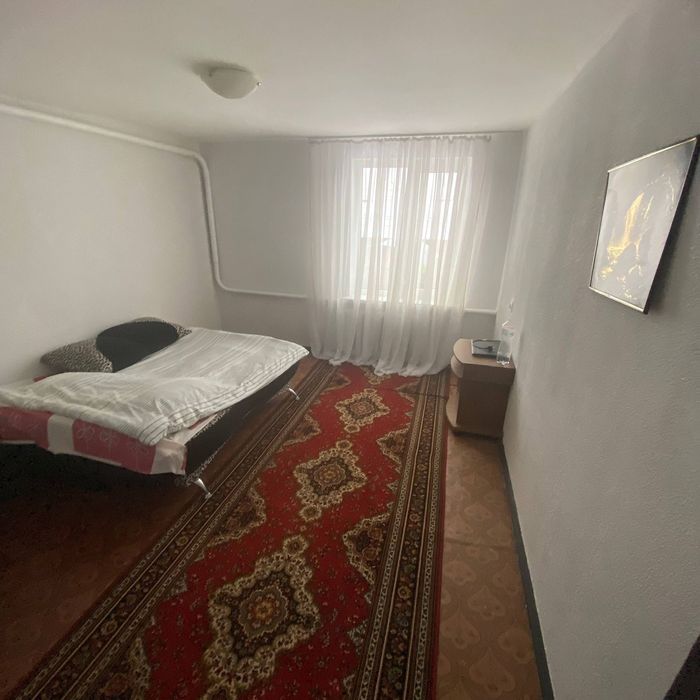 Продам 2-х повирховий будинок