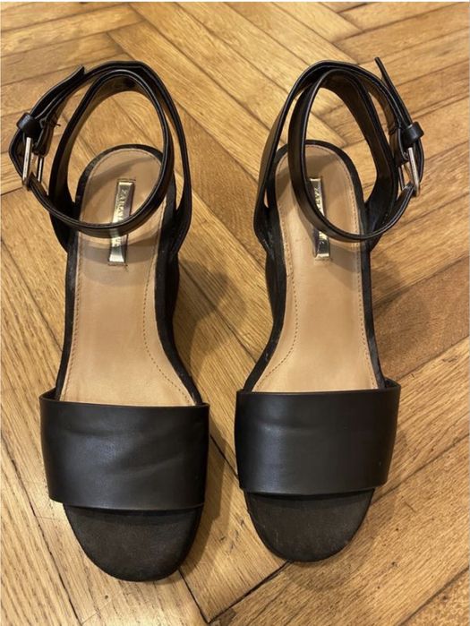 Босоніжки Zara, 37 розмір