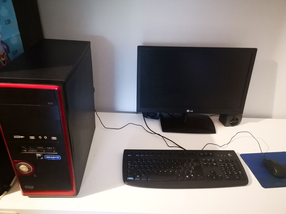 Komputer stacjonarny zestaw