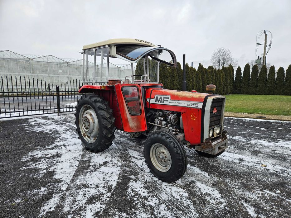 Massey Ferguson 255 MF 255 z ładowaczem orginalne wspomaganie