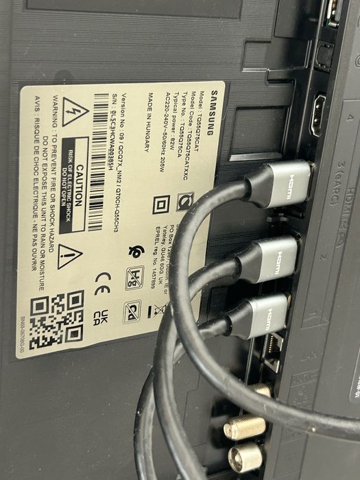 IGUAL A NOVA - TV Samsung 55” QLED 4K Ultra HD