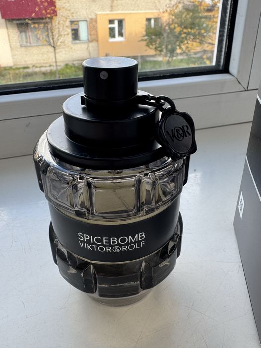 Туалетна вода / парфум Viktor & Rolf Spicebomb 150ml