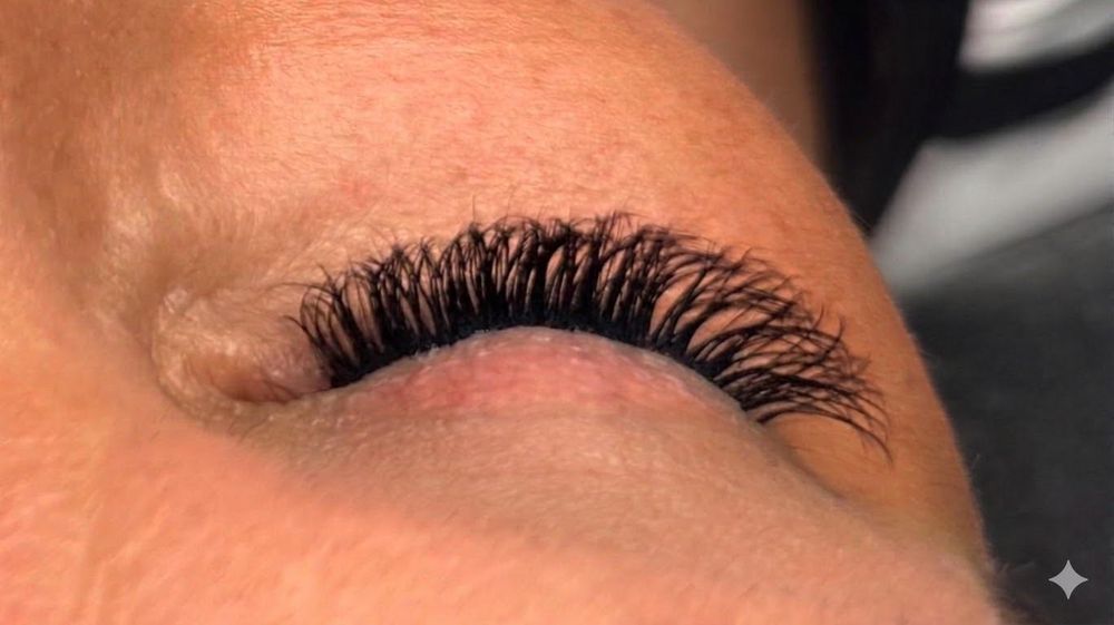 pestanas e sobrancelhas