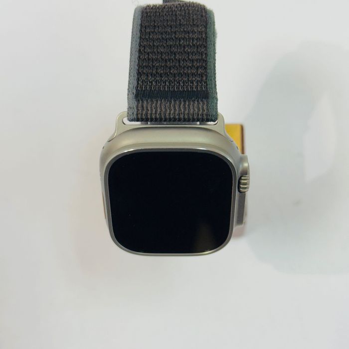 Apple Watch Ultra Natural Titanium