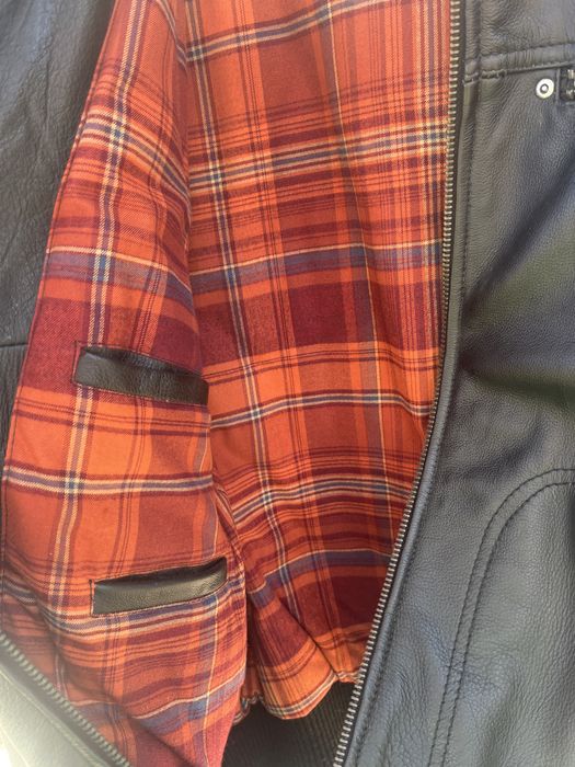 Blusao em pele de homem