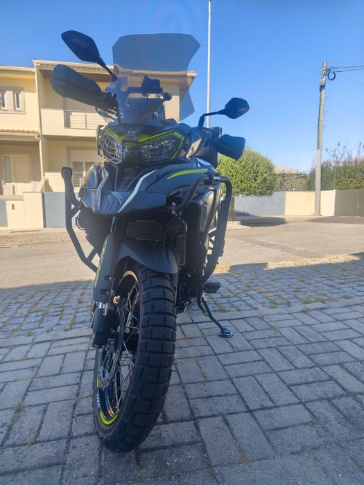 Benelli 702 X 2025