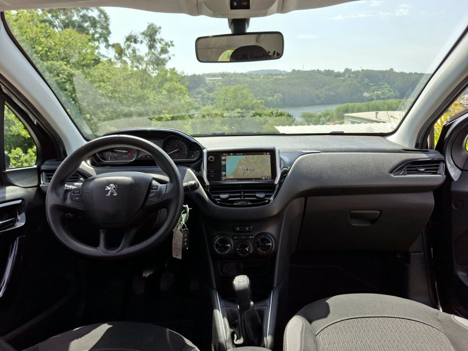 Peugeot 208 1.6 HDI Style 11/2015