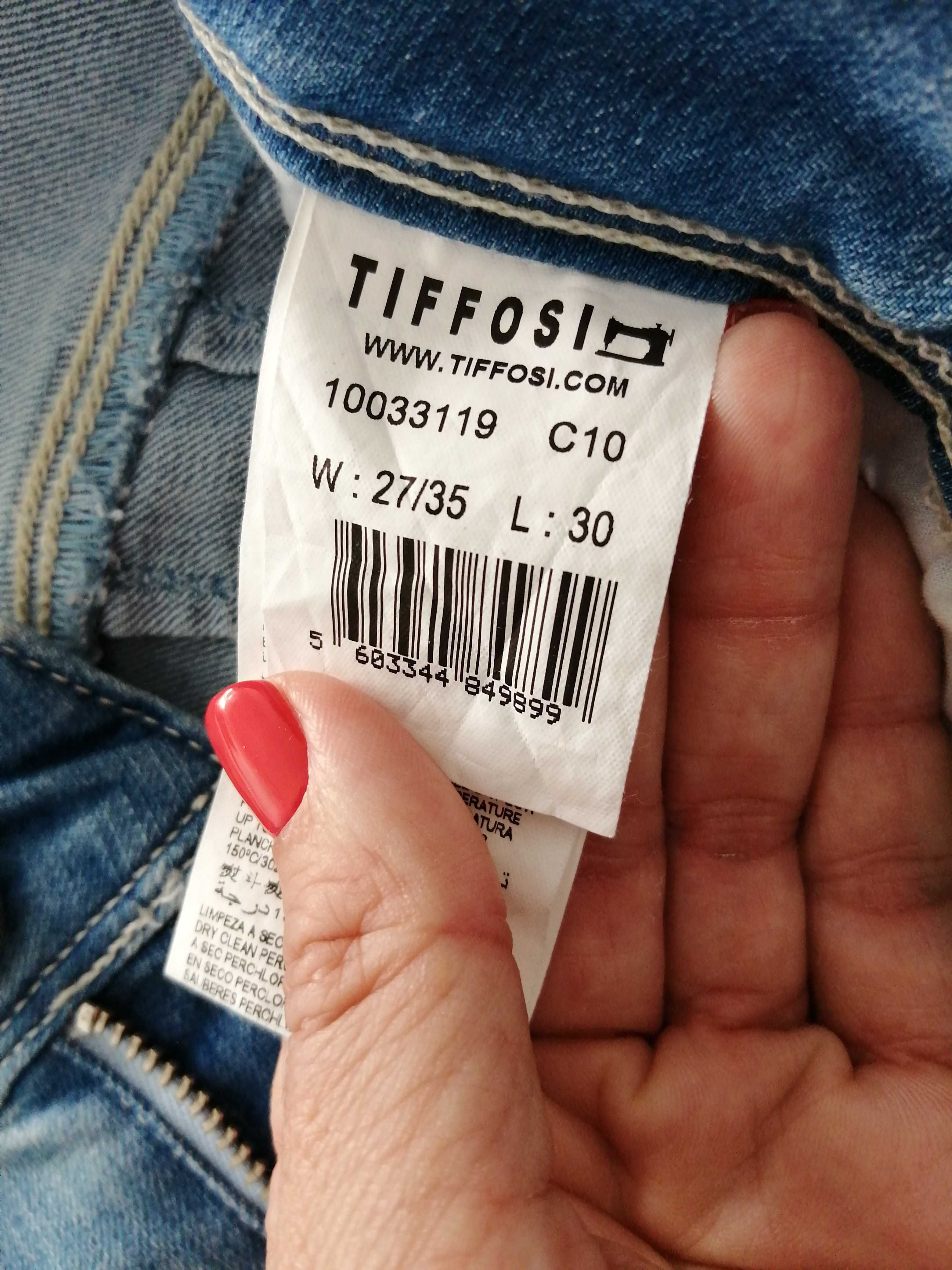 Tiffosi push store up
