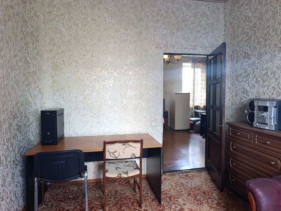 Продам 4-кімнатну квартиру 77кв.м в районі пр.І.Мазепи (новий варіант, можна серттфікат, ваучер і т.д.)