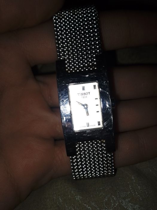 Женские швейцарские наручные часы tissot 1853
