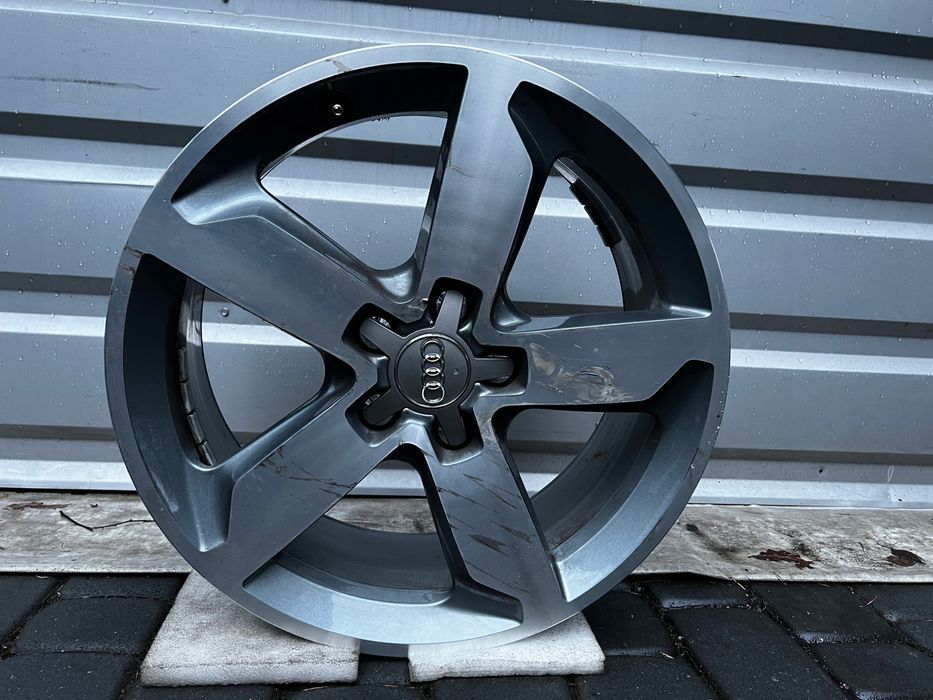 ORYGINALNA Felga Audi 18" 7,0" ET 43 5x112 8U0.601.025.T Q3