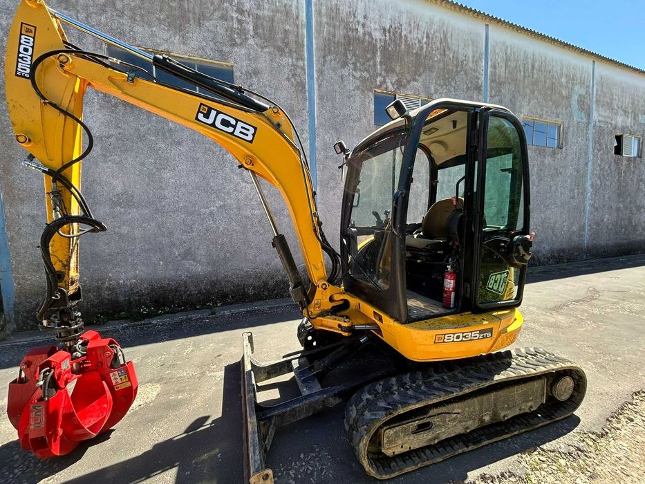 JCB Giratória 8035 ZTS