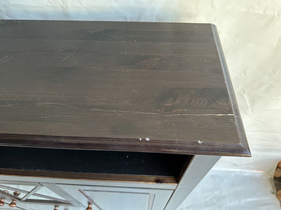 Bibloteczka duża ciemna