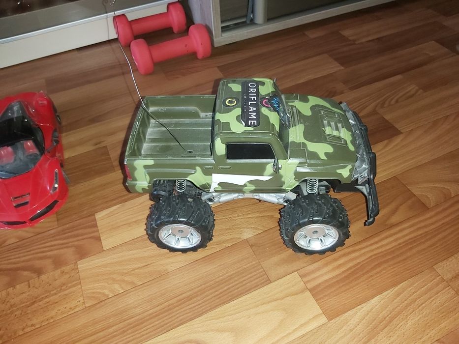 Продам джип на пульте