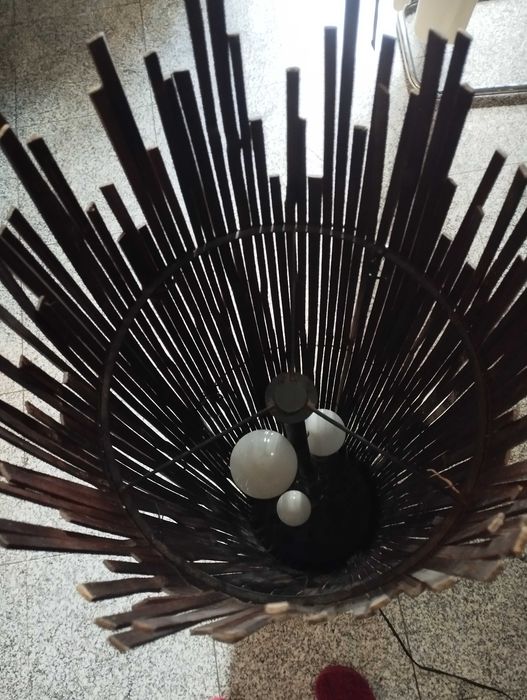Móvel modular castanho escuro -oferta candeeiro