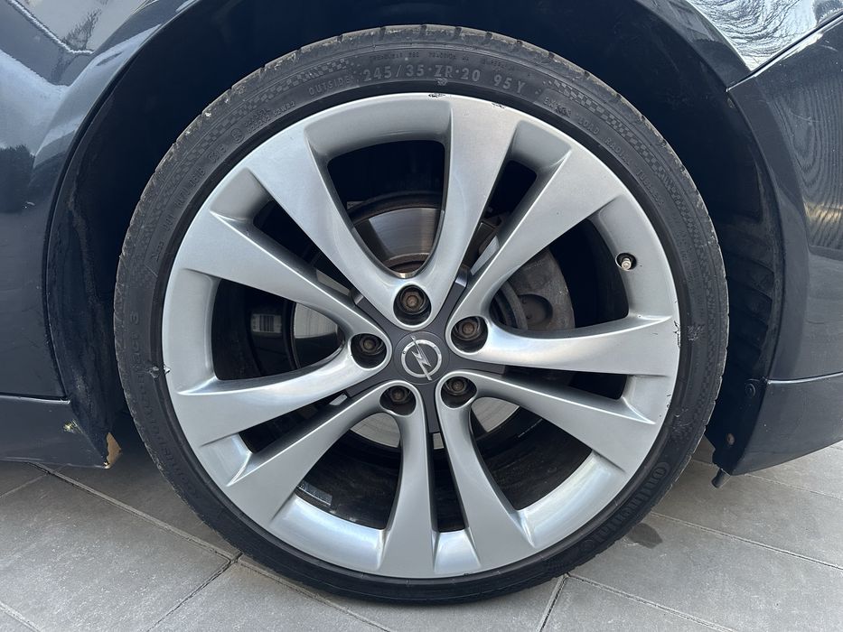 Продам автомобіль Opel Insignia