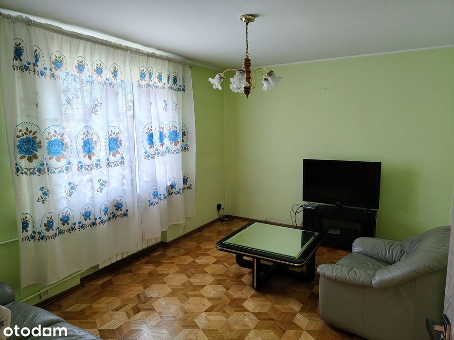 Wolnostojący dom z piwnicą i garażem