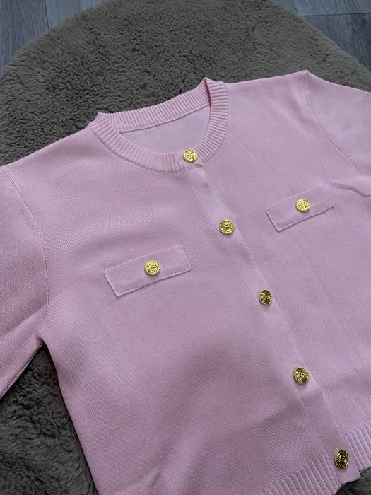 Костюм з спідницею