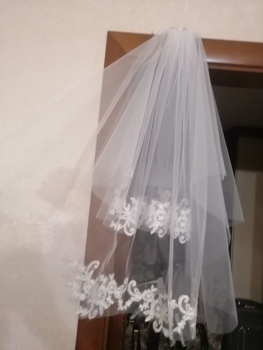 Фата невесты, свадебная фата, белая ажурная 78 см