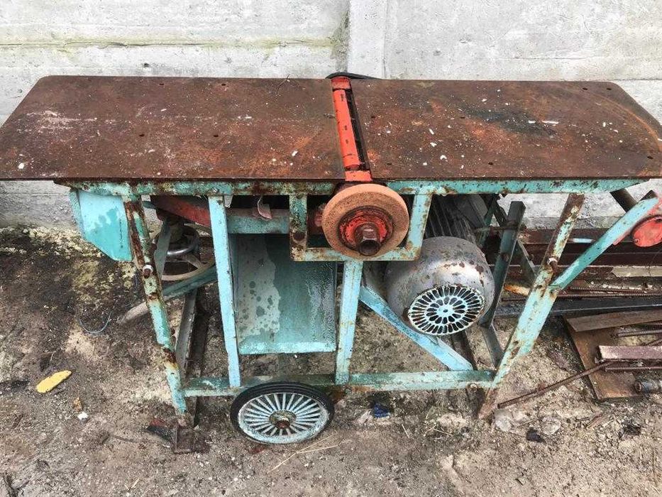 Деревообрабатывающий станок