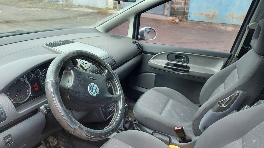 Продам минивен 7 мест