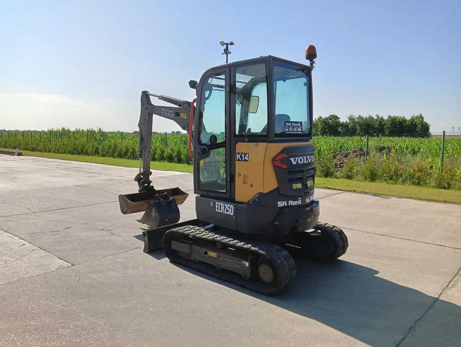 Minikoparka VOLVO JCB 1,8t 2,5t 2,7t wynajem, usługa