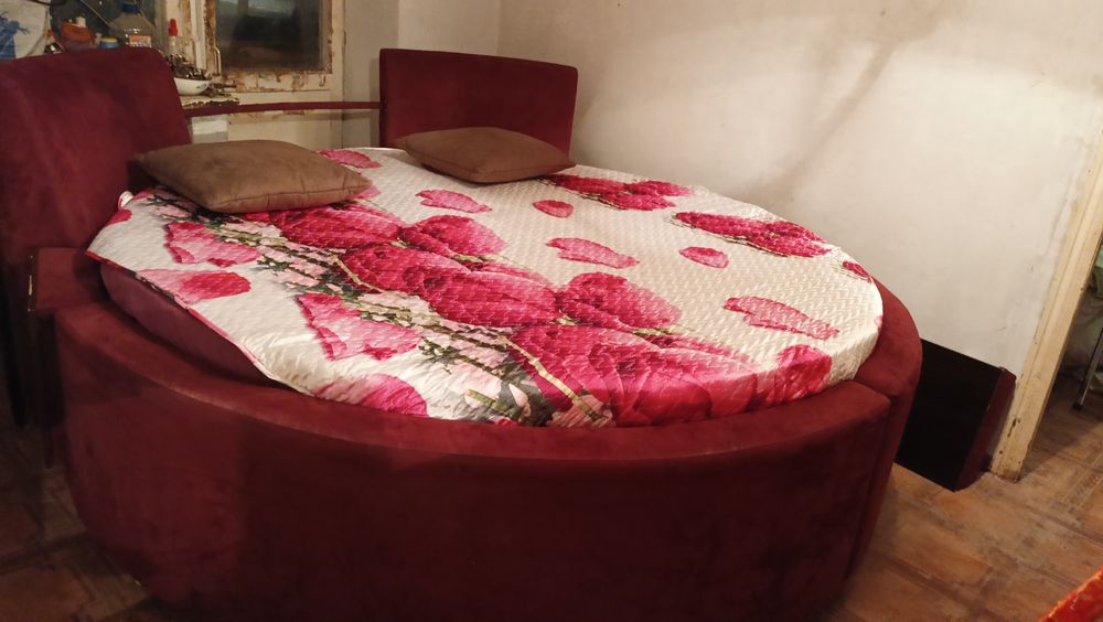 Продам мебель огромная круглая кровать фото   кровати
