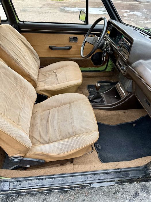 Volkswagen Jetta 1