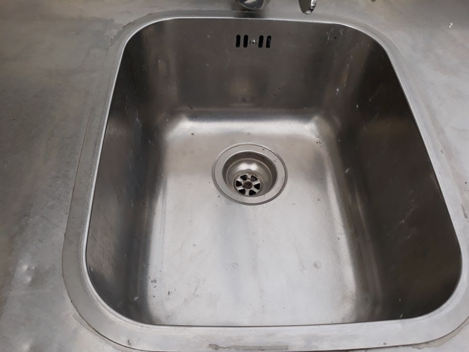 Bancada lavaloiça 2,30mts.completo industrial.