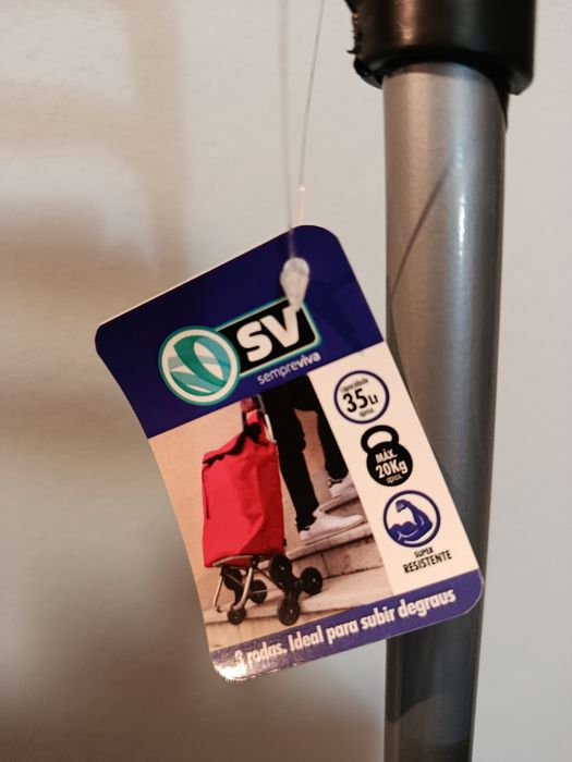Carrinho de compras 3 rodas