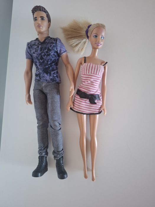 Casal Barbie e Ken