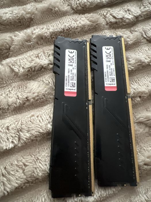 Оперативна пам'ять 32GB DDR4 3600MHz Kingston FURY с гарантией Срочно!!!