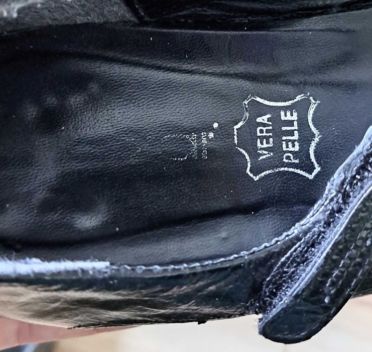 Buty, pantofle lakierowane Kazar rozm. 39