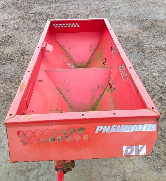 Przedni zbiornik nawóz siewnik fronttank strip till Kverneland Accord