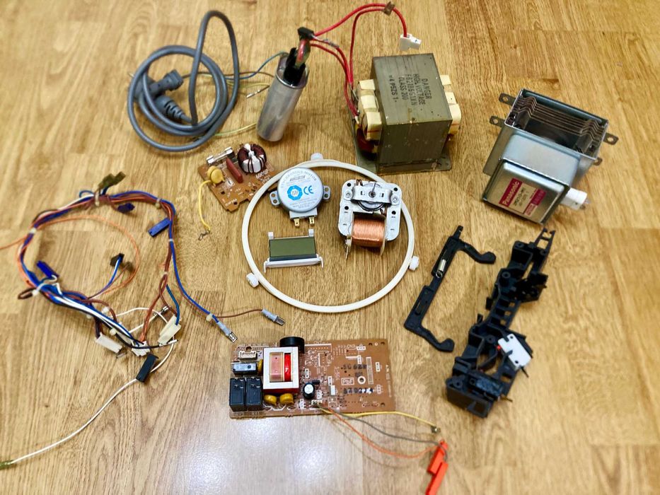 Трансформатор та конденсатор печі Panasonic (F621B5G1XN) (F60905G1XN)