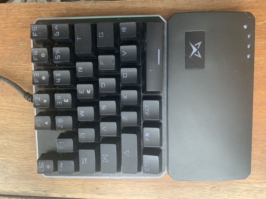 Teclado gaming Matrics