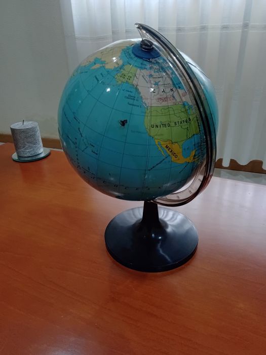 Globo terrestre bem estimado