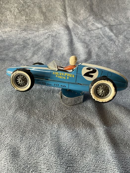 Brinquedo lata tippco