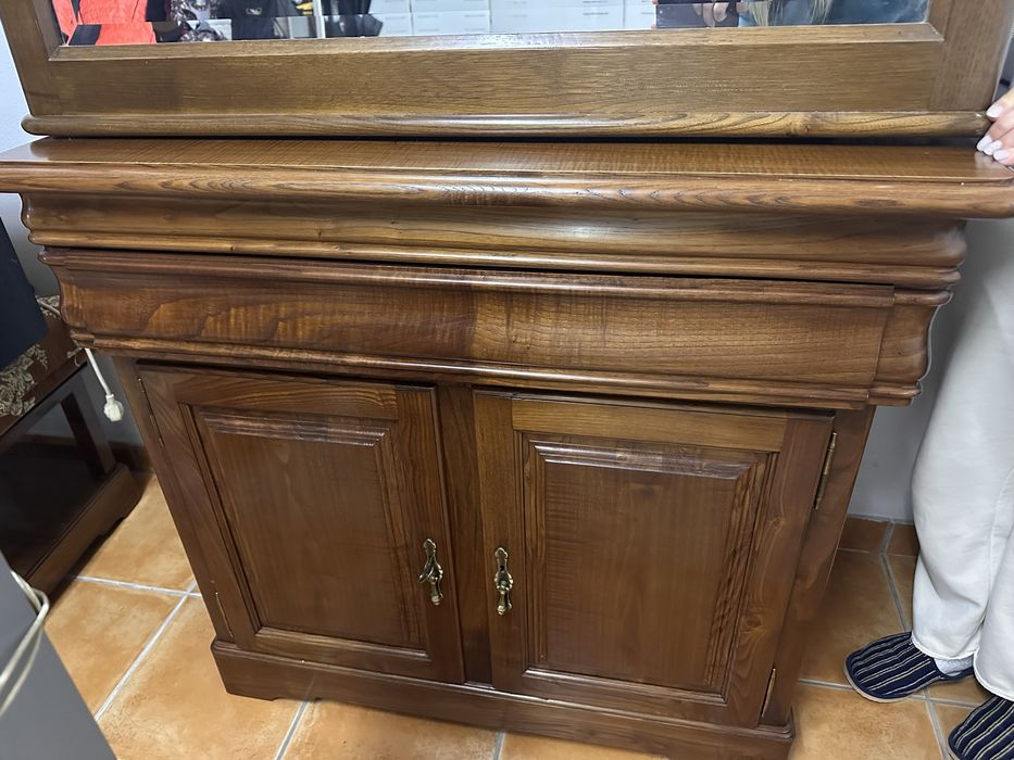 Movel de sala + mesa + espelho