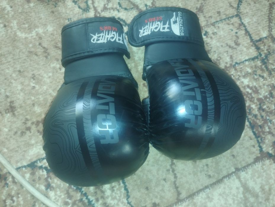 Перчатки Gladiator польские