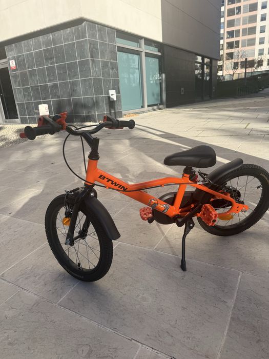 Bicicleta criança - 6 anos Nova