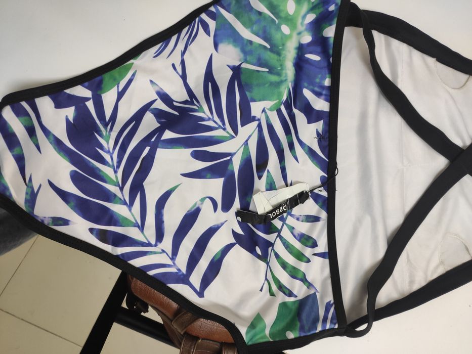 Fato de banho novo a estrear com etiqueta