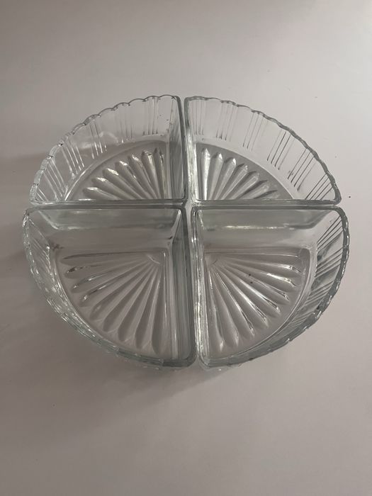 Zestaw PRL szklane miseczki półokrągłe
