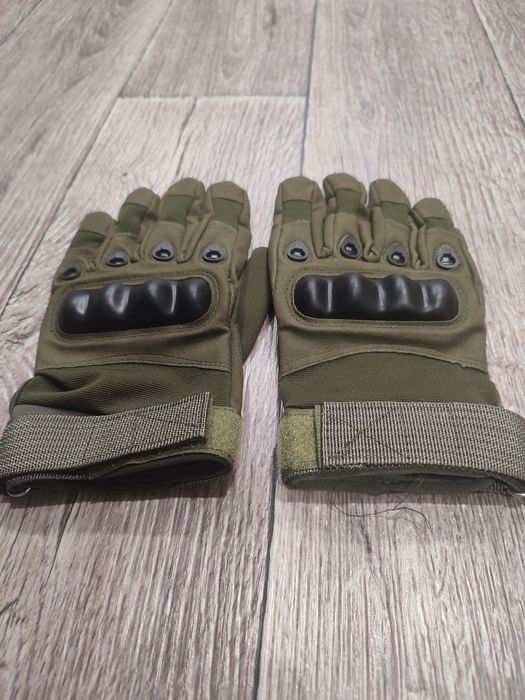 Перчатки тактические
