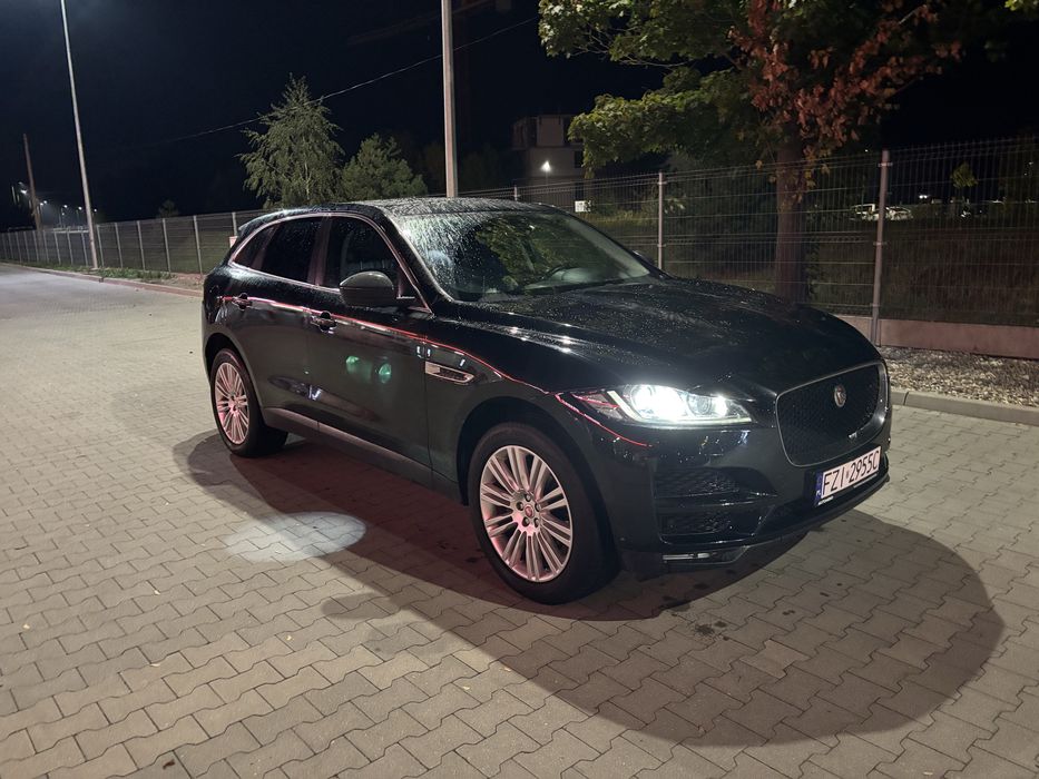 Jaguar F-Pace