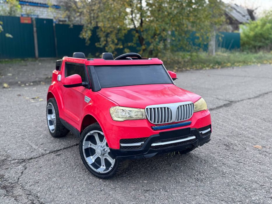 Дитячий електромобіль BMW повний привід