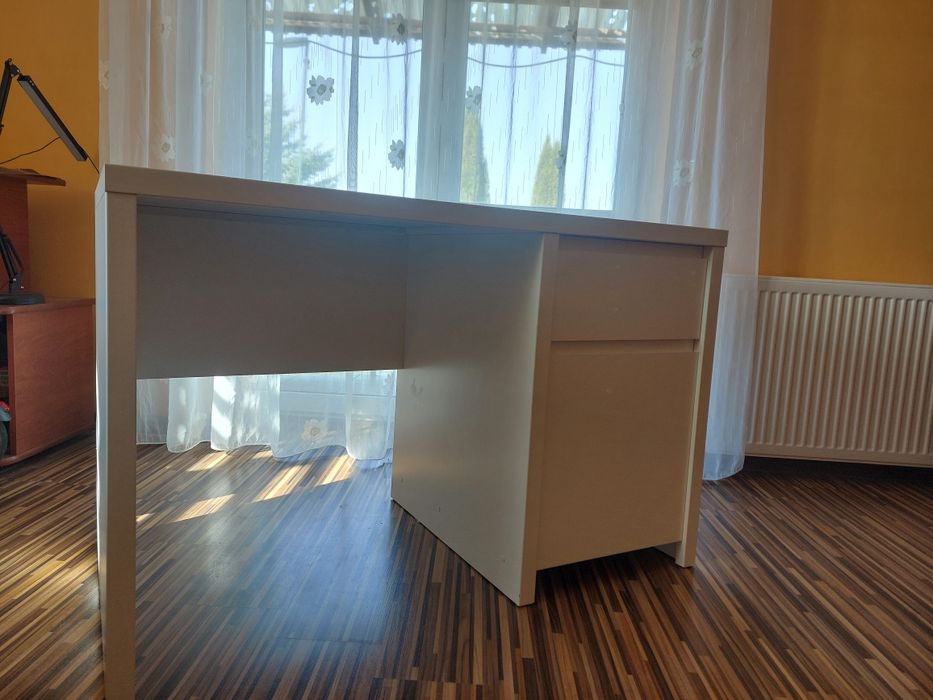 Biurko szkolne białe