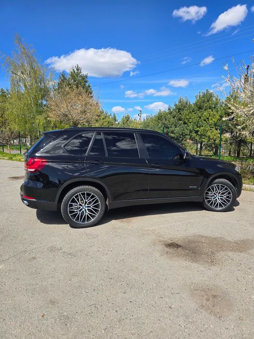 Весільний кортеж Авто преміум класу Прокат погодинно Авто на свята з водієм м. Хмельницький оренда