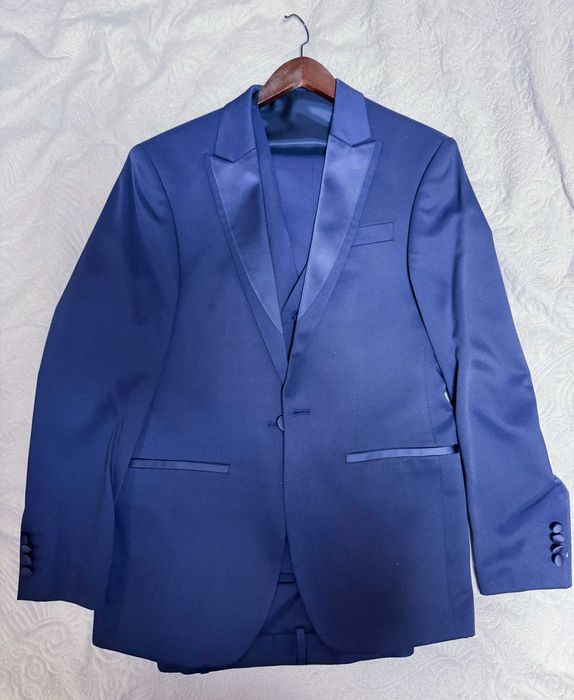 Чоловічий костюм GIOBERTI (б/у) у відмінному стані