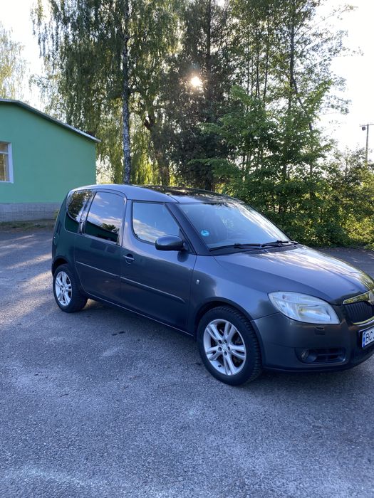 Skoda roomster.        .
